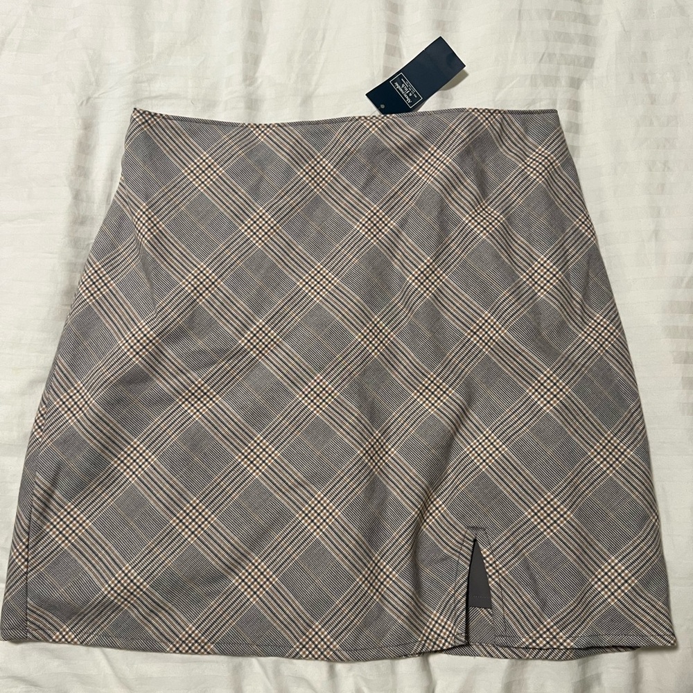 Abercrombie & Fitch Gray Pencil Skirt with Slit for Work